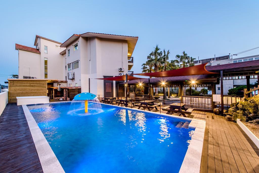 Taeryun-dong Tisland Resort מראה חיצוני תמונה