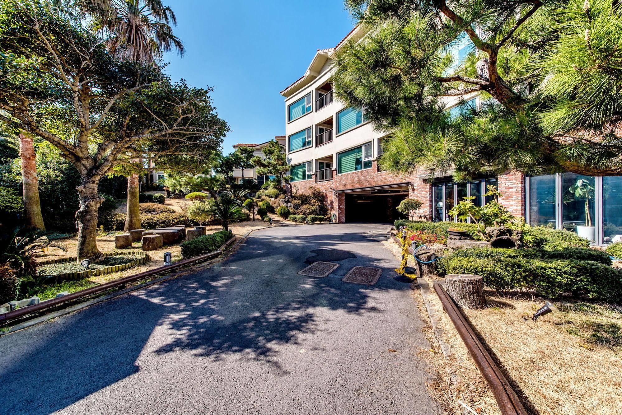 Taeryun-dong Tisland Resort מראה חיצוני תמונה